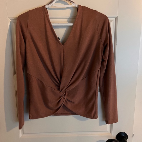 Dynamite long sleeve - Picture 2 of 2